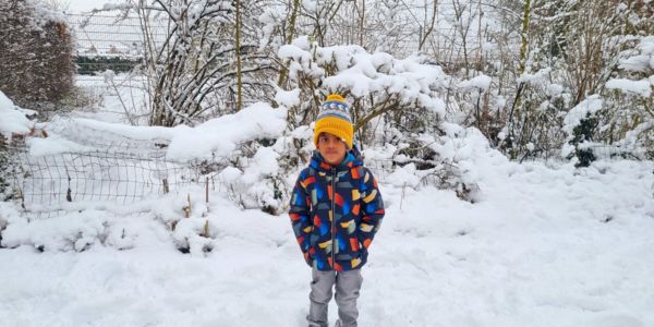 Pausenspiele im Schnee